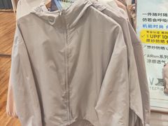 -优衣库(上海中山公园兆丰广场店)