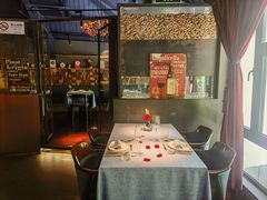 -弦月窗LUNETTE BY AMANDA(复兴路店)