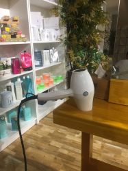 -明洞造型精品烫染