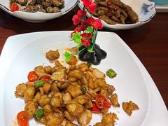 -魏铭鱼头捞饭(晋阳路店)