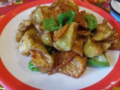 -闯关东东北农家菜(崂山石老人店)