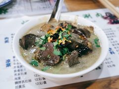 羊霜霜-东兴顺爆肚张