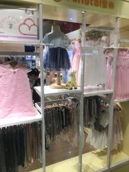 -孩子王(奥克斯广场店)