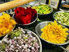 -一朵菌·野生菌探索家火锅(南亚店)