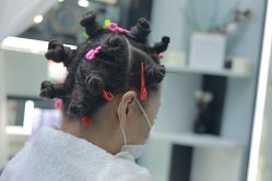 -U·NI SALON 造型
