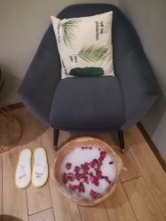 -香港倾城国际·美容美体中心