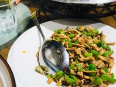 -湘聚缘湘菜馆(斜土路店)