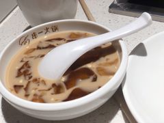 奶茶冰粉-串一火锅(赛格国际购物中心店)