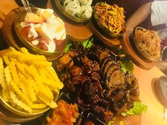 -肥肥虾庄·金牌油焖大虾(杨园滨江时代walk店)