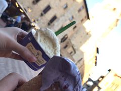 -Gelateria Dondoli