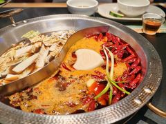 -廖掌柜·重庆鲜货火锅(上海首店)
