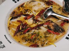 -渔语鱼酸菜鱼新川菜(来福士店)