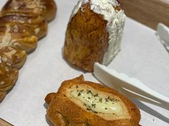 -觅密山谷·手感鲜欧包(滨江宝龙城店)