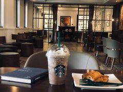 大堂-星巴克臻选(广州沙面店)