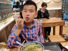 -云阿蛮云南生烫牛肉米线(奉贤路店)