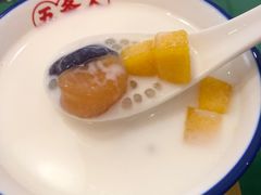 -五条人糖水铺(光谷世界城店)