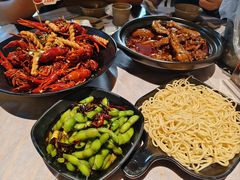 -巴厘龙虾·榜首油焖大虾(音乐学院·沿江酒馆店)