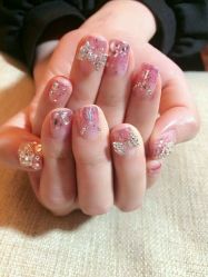 -睫乐园•睫公馆•美睫美甲沙龙