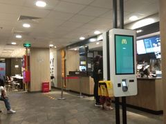 -麦当劳(国家体育场南路店)