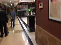 -颐而康·按摩·艾灸·足疗(南岸晶都店)