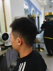 -川和潮人