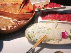 -墨居上隐·院子里火锅(峨眉店)