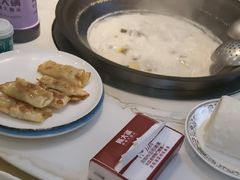 -陈大锅·岳阳鱼馆·地道岳阳菜(美食街店)