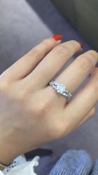 -威德钻石-克拉钻大本营(南京东路店)