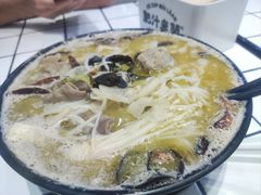 -肥汁米蘭香港米线(长宁来福士店)