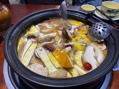 -菌之家·专业纯野生菌火锅·特色炒菌