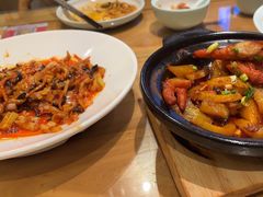 -严记小天府酸菜鱼(西四路店)