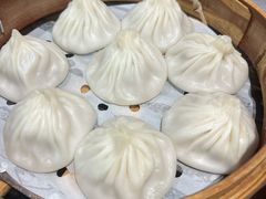 -莱莱小笼·乔艾
