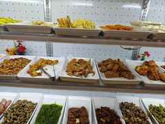 -哈尔滨小酒馆·鲜肉现穿自助烧烤(康新花园店)