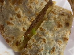 -溢心园香河肉饼总店