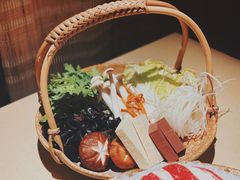 -余欢领鲜火锅(新街口店)
