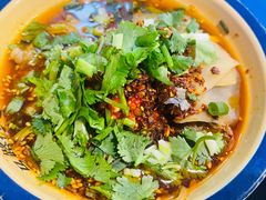冒牛肉-马路边边老成都串串香(星耀城店)