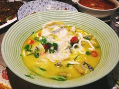 -蜜桃餐厅·江浙融合菜(荟聚购物中心店)