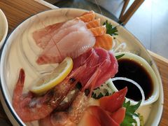 刺身拼盘-美洲岛烤肉自助餐厅