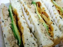 吞拿鱼三明治-巴黎贝甜(银城东苑店)