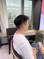 -藤野造型烫发染发