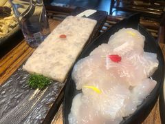 -老牌坊云南鱼豆花火锅(爱建店)