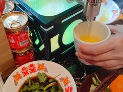 -憨孃孃·重庆老火锅(红山黑金店)