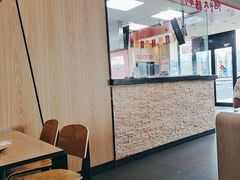 -达美乐比萨(东新路店)