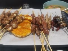-粟氏天府·东北烧烤(长安街店)