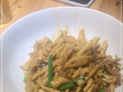 -吕氏疙瘩汤·私家菜馆(慈云寺店)