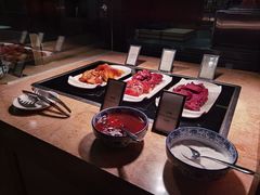 -大中华希尔顿酒店-念自助餐·嗨啤·小龙虾
