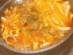 红烩番茄牛炖中锅-鼎牛牛炖锅·烤串(温泉路店)