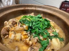 -齐齐衮·廟街生蚝雞煲(荔湾地铁站店)