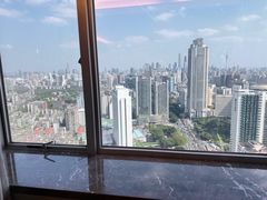 -广州中心皇冠假日酒店