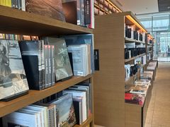 -茑屋书店(天目里店)